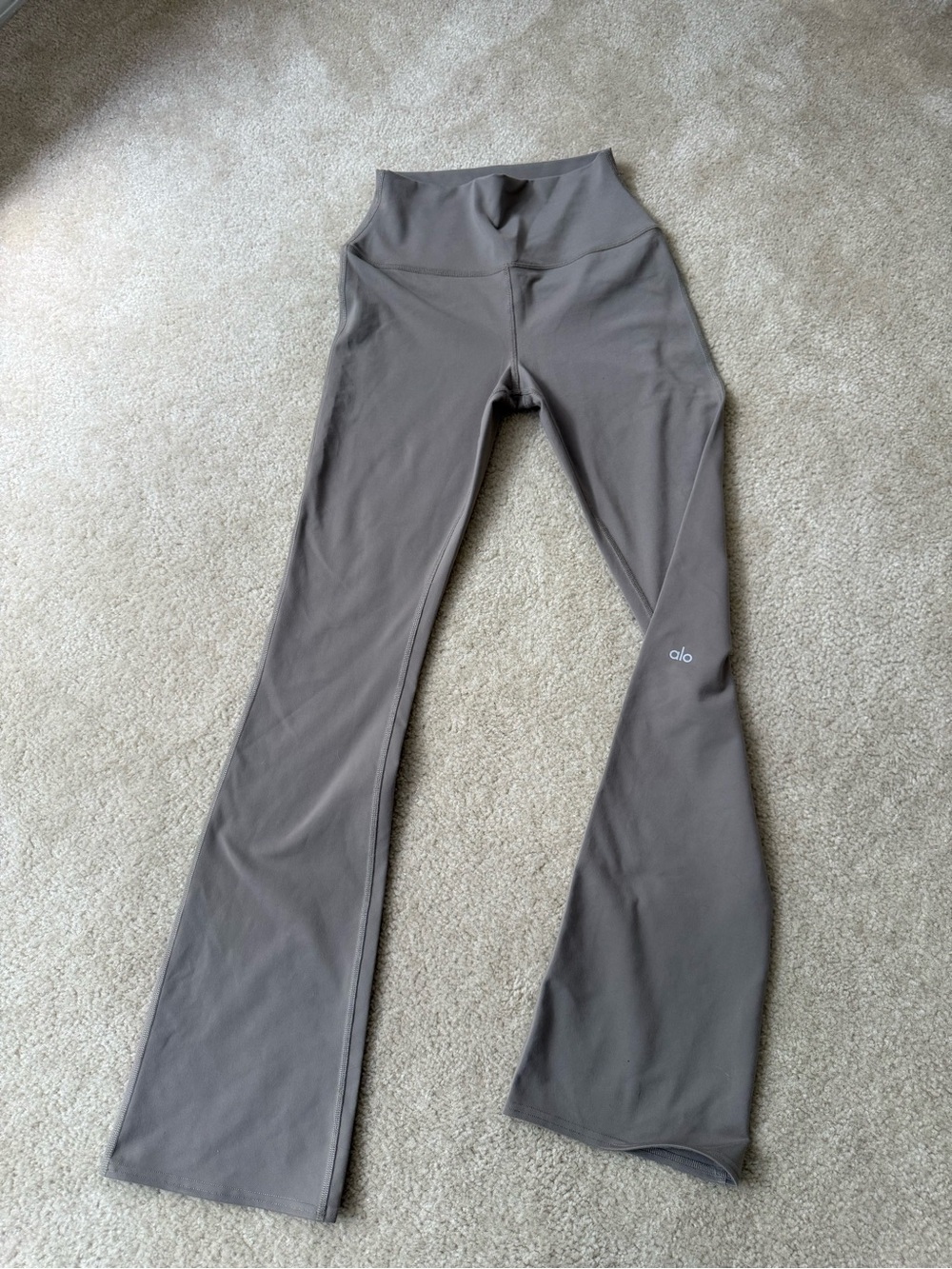 ALO Yoga light cocoa Flare Leggings: Airbrush